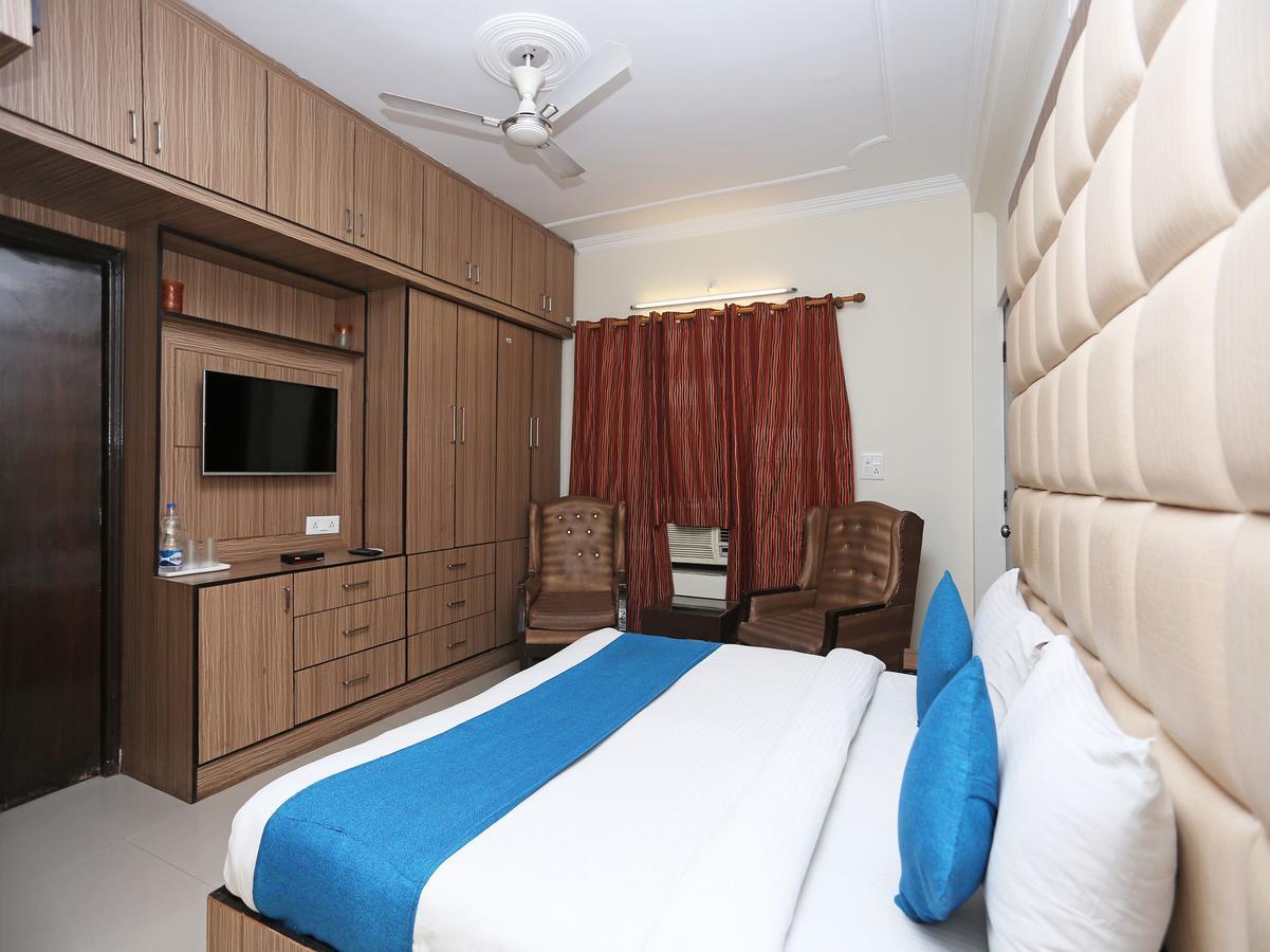 Oyo 10425 Queens Pearl Inn Dehradun Zewnętrze zdjęcie