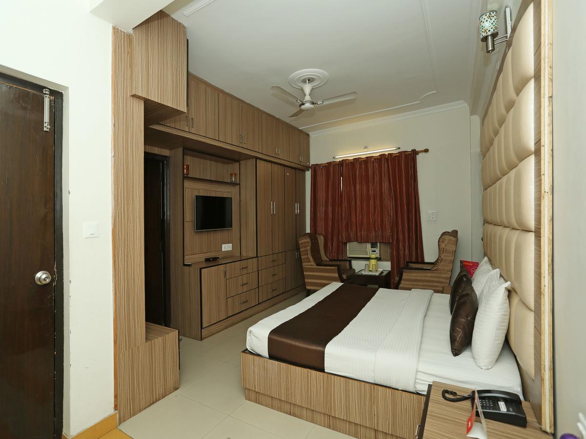 Oyo 10425 Queens Pearl Inn Dehradun Zewnętrze zdjęcie